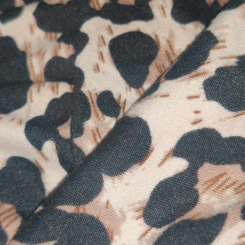 Leopard Print Off-Shoulder Top - Picture 5 of 5